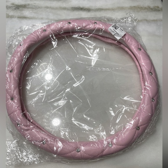 Other - Bling Steering Wheel Cover for All Standard Sizes – Just $10!